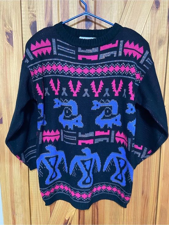 Kaos Sweaters - Women vintage Kaos Black Crewneck Sweater Pattern with shoulder Pads shimmer